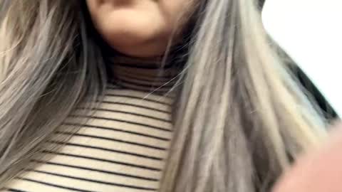 Lissa online show from November 18, 9:36 am