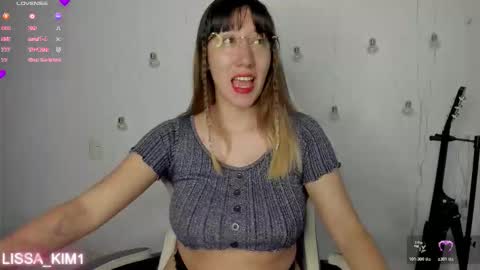 Lissa Kim  online show from November 6, 11:00 am