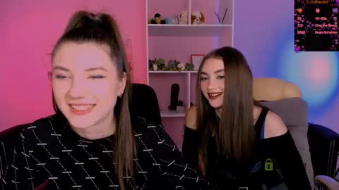 Snapshot of lissa_night chatting on September 19, 1:01 pm lissa_night online show from September 19, 1:01 pm