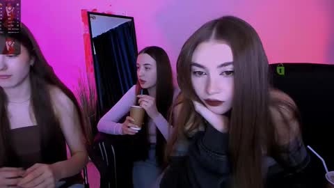 Snapshot of lissa_night chatting on October 17, 12:52 pm lissa_night online show from October 17, 12:52 pm