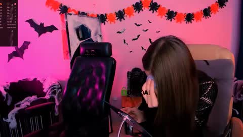 Snapshot of lissa_night chatting on October 21, 7:36 pm lissa_night online show from October 21, 7:36 pm