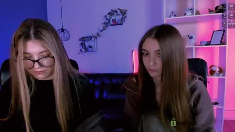 lissa_night online show from May 3, 7:31 pm