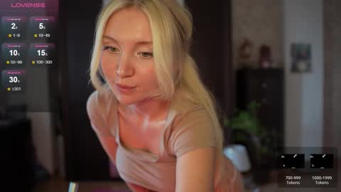 Lissa online show from September 17, 9:33 am