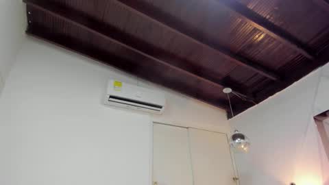 lissaharris online show from November 30, 4:22 pm