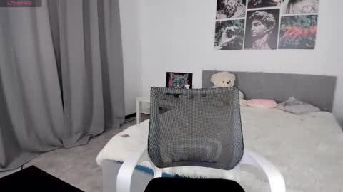 lissameoww online show from May 9, 1:33 am