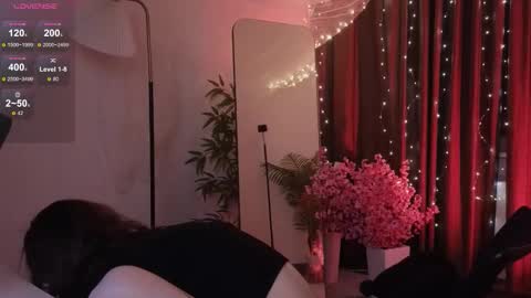 lissaros online show from December 17, 5:13 am