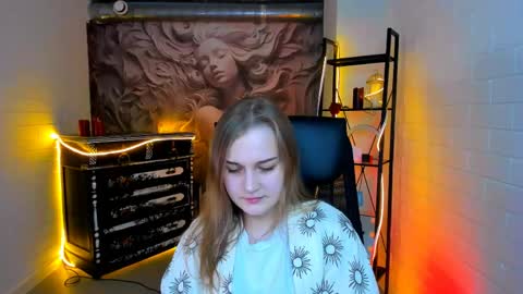 Lissa Telor online show from June 6, 9:14 am