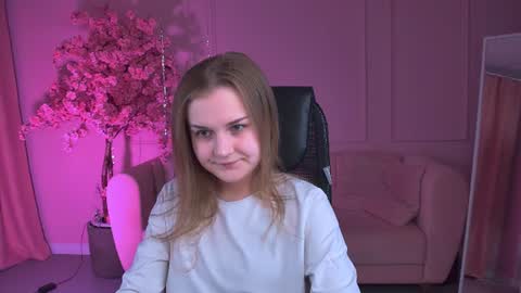 Lissa Telor online show from June 16, 9:12 am
