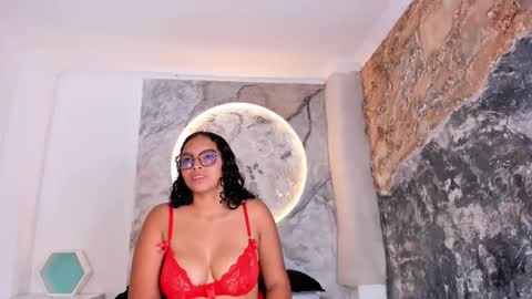 Lissa Vergara  online show from September 19, 12:39 pm
