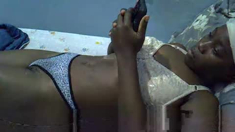 Snapshot of lisssa01 chatting on March 10, 5:12 am lisssa01 online show from March 10, 5:12 am