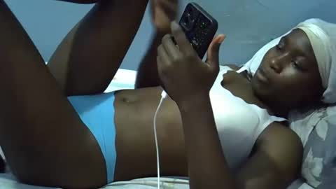 Snapshot of lisssa01 chatting on March 10, 6:24 pm lisssa01 online show from March 10, 6:24 pm