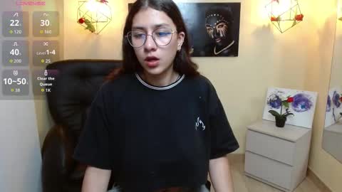 Snapshot of lita_rogers chatting on November 18, 2:54 pm Lita online show from November 18, 2:54 pm