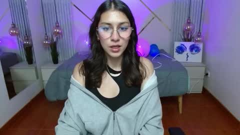 Lita online show from March 31, 1:22 pm