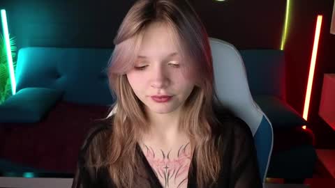 Lena online show from December 7, 8:00 am