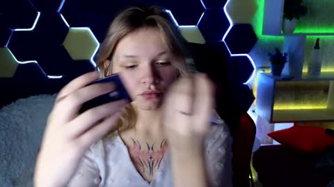 Lena online show from December 29, 5:10 am