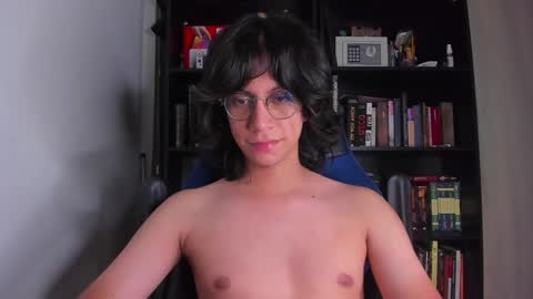 Literateboy online show from November 24, 1:05 am