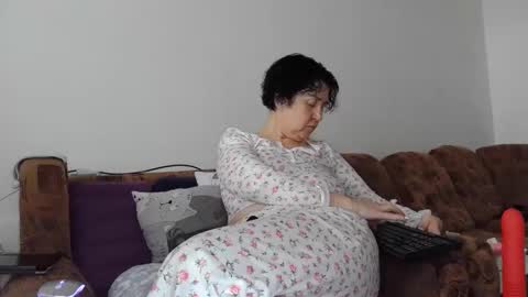 litisialove455 online show from February 6, 11:21 am