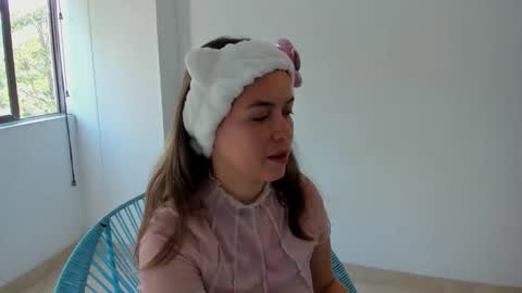 Danni online show from September 28, 8:25 pm