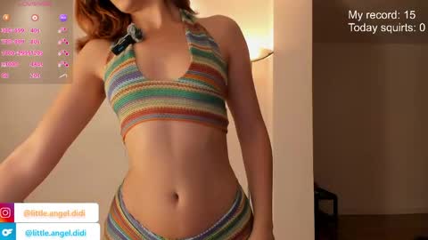 Snapshot of littel_angel_didi chatting on April 29, 4:22 pm Diana Woods online show from April 29, 4:22 pm