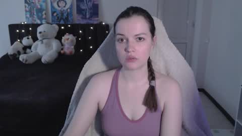 little__flowers online show from March 25, 9:48 am