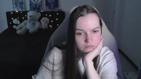 little__flowers online show from April 29, 9:24 am