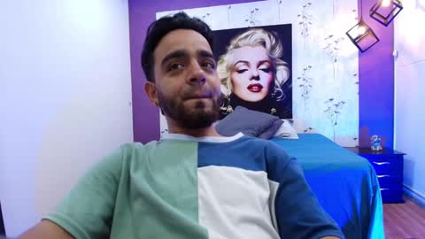 Alan  online show from December 28, 7:01 pm