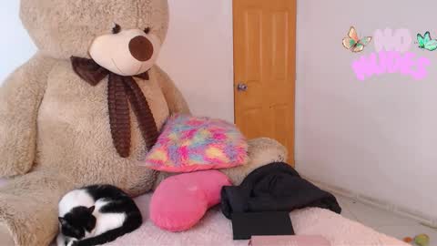 TU ANGELITO online show from February 4, 9:53 pm