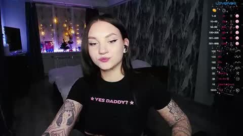 Birdy online show from December 17, 3:40 pm