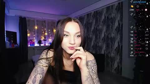 Birdy online show from December 22, 4:15 pm