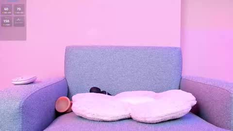 Little Effy online show from February 18, 1:43 am