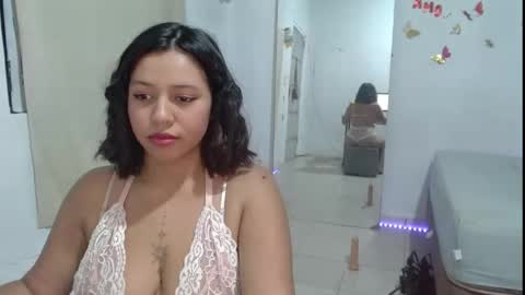 Snapshot of little_hamster_69 chatting on April 2, 12:30 am Jaz online show from April 2, 12:30 am