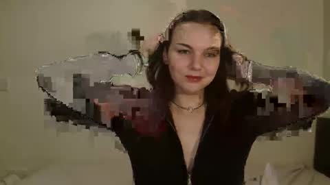 Snapshot of little_kinky_gal chatting on October 21, 7:14 pm little_kinky_gal online show from October 21, 7:14 pm