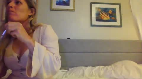 little lies online show from February 6, 2:33 am