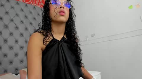 little_lilith_apple online show from December 23, 1:29 am