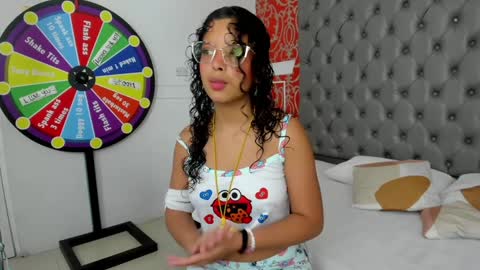 little_lilith_apple online show from January 22, 6:41 pm