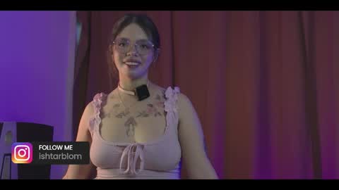 Maeve  online show from May 7, 10:26 pm