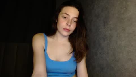 Snapshot of little_mia__ chatting on May 2, 9:09 pm Mia Im online every day 1530 PM in New York 2030 PM in London online show from May 2, 9:09 pm