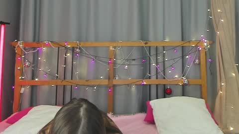 Snapshot of little_radiant_sun chatting on February 7, 3:41 pm Kriss online show from February 7, 3:41 pm