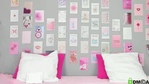 Snapshot of little_radiant_sun chatting on February 25, 9:42 am Kriss online show from February 25, 9:42 am