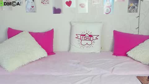 Snapshot of little_radiant_sun chatting on January 7, 8:17 am Kriss online show from January 7, 8:17 am