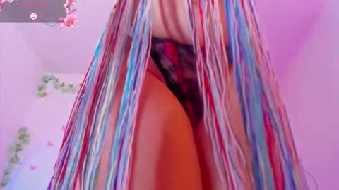 Snapshot of little_tifanny82 chatting on February 9, 2:21 pm Tifanny online show from February 9, 2:21 pm