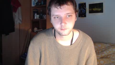 Snapshot of littlealien7 chatting on September 14, 5:06 am littlealien7 online show from September 14, 5:06 am