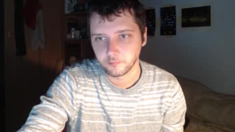 Snapshot of littlealien7 chatting on September 19, 6:37 am littlealien7 online show from September 19, 6:37 am