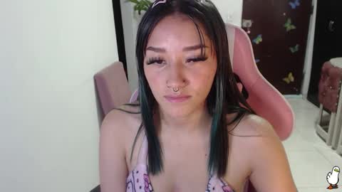 Snapshot of littleangelx_m chatting on March 30, 6:36 am Daniela online show from March 30, 6:36 am