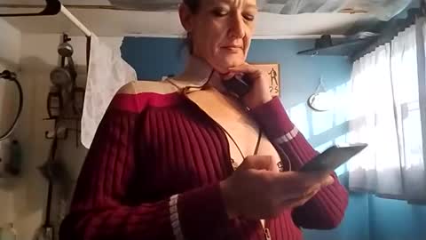 Snapshot of littlebigsquirt7945 chatting on November 4, 1:54 pm Sady Jayne online show from November 4, 1:54 pm