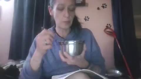 Snapshot of littlebigsquirt7945 chatting on January 6, 2:26 am Sady Jayne online show from January 6, 2:26 am