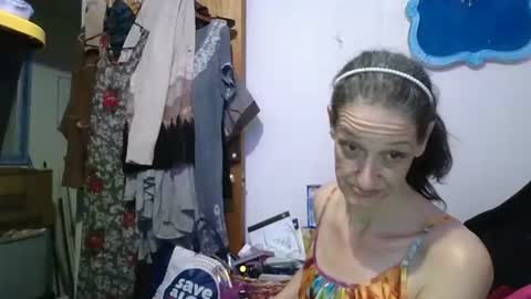 Snapshot of littlebigsquirt7945 chatting on May 26, 1:45 am Sady Jayne online show from May 26, 1:45 am