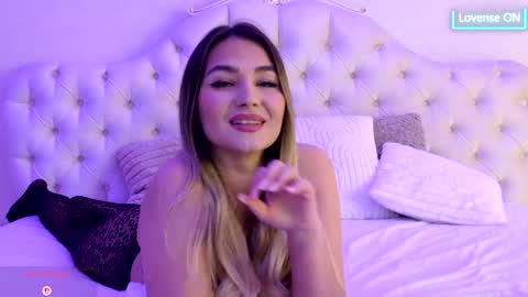 littleblondbunny online show from March 2, 7:15 am