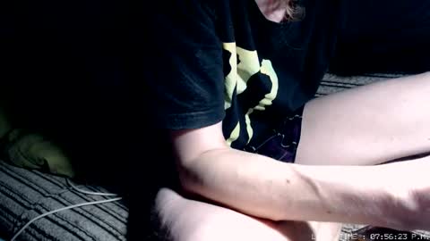 Snapshot of littlebuddycze chatting on March 23, 6:56 pm Malej Kmo online show from March 23, 6:56 pm