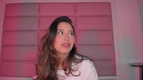 littlee_emma_ online show from November 30, 3:21 am